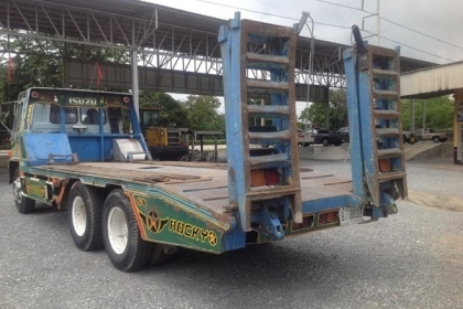 ขายรถ บรรทุกรถเกี่ยวข้าวอีซูซุร็อคกี้ เรื่อง220แรงม้า(6BG-1เทอร์โบ)เทเลอร์หางปลา ช่วงล่างใหญ่210 ระบ
