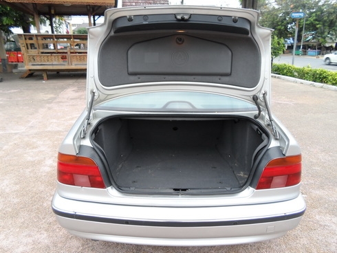 ขาย BMW 528 (E39) อย่างหล่อ
