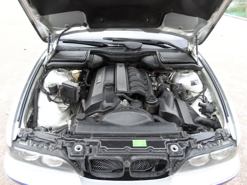 ขาย BMW 528 (E39) อย่างหล่อ