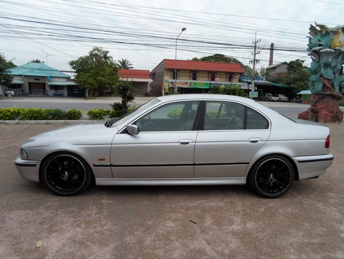 ขาย BMW 528 (E39) อย่างหล่อ