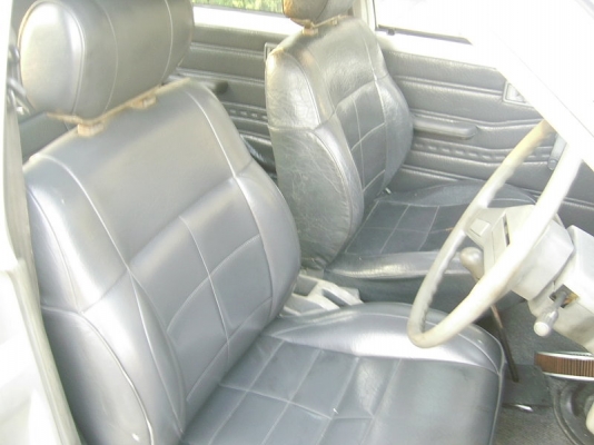 ขายนิสสันซันนีย์ 1.3Fปี93 รถบ้านสภาพดิมบางสีพอได้ภายในพอได้ เครื่องช่วงล่างดีติดแก๊สLPGลงเล่มแล้ว