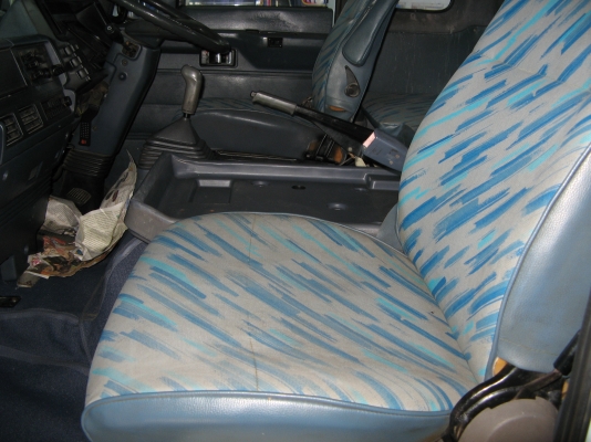 ขาย 6ล้อ อีซูซุ ร๊อคกี้ประกอบ 195 แรง ยาว 6 ม. ปี 2002 สภาพสวยเดิมเครื่องดี พร้อมใช้งาน ชมก่อนได้ครับ สนใจติดต่อ 081-9425443 ขาย 6ล้อ อีซูซุ ร๊อคกี้ประกอบ 195 แรง ยาว 6 ม. ปี 2002 สภาพสวยเดิมเครื่องดี พร้อมใช้งาน ชมก่อนได้ครับ สนใจติดต่อ 081-9425443