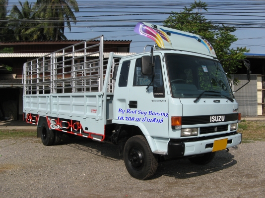 ขาย 6ล้อ อีซูซุ ร๊อคกี้ประกอบ 195 แรง ยาว 6 ม. ปี 2002 สภาพสวยเดิมเครื่องดี พร้อมใช้งาน ชมก่อนได้ครับ สนใจติดต่อ 081-9425443 ขาย 6ล้อ อีซูซุ ร๊อคกี้ประกอบ 195 แรง ยาว 6 ม. ปี 2002 สภาพสวยเดิมเครื่องดี พร้อมใช้งาน ชมก่อนได้ครับ สนใจติดต่อ 081-9425443