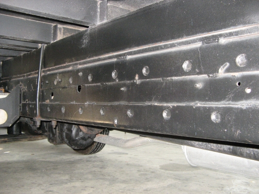 ขาย 6ล้อ อีซูซุ ร๊อคกี้ประกอบ 195 แรง ยาว 6 ม. ปี 2002 สภาพสวยเดิมเครื่องดี พร้อมใช้งาน ชมก่อนได้ครับ สนใจติดต่อ 081-9425443 ขาย 6ล้อ อีซูซุ ร๊อคกี้ประกอบ 195 แรง ยาว 6 ม. ปี 2002 สภาพสวยเดิมเครื่องดี พร้อมใช้งาน ชมก่อนได้ครับ สนใจติดต่อ 081-9425443