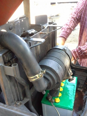 มาแลัวจ้าคูโบต้าL4508มีดันหน้าสภาพเดิมๆรถไร่คับยางดีสี่เส้นคับ พร้อมยางหน้าใหม่หม้อแบตใหม่หลังคาใหม่เบาะใหม่คับ