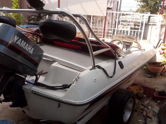 ขายเรือสปีคโบท 15 ฟุต เครื่อง115 HPพร้อมเทลเลอร์ มาพร้อมชุดเครื่องเสียง สภาพสวยครับ