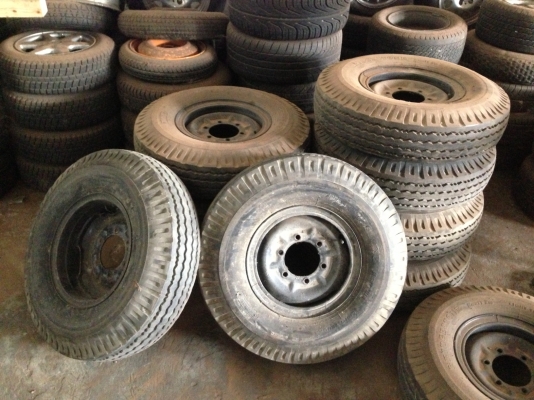 ขาย ล้อ 7.50 ขอบ15 พร้อมกะทะ