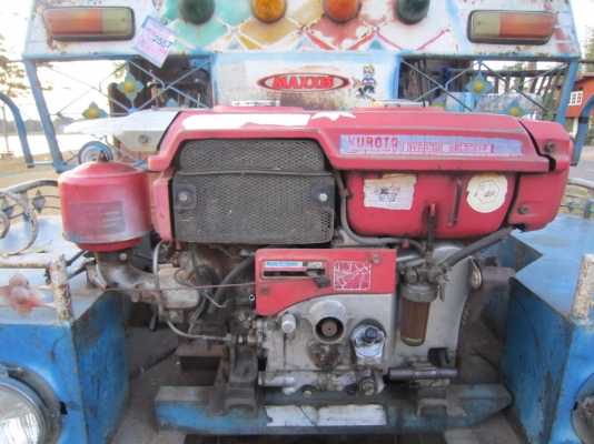 รถอีแต๋นสวยครับพร้อมลุยครับ