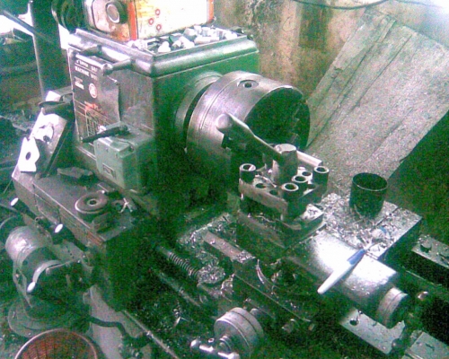 เครื่องกลึง 5 ฟุต ปิงเหลียง รุ่น 2 เพลา ไฟ 380 โวลท์