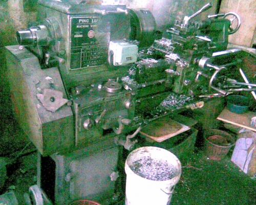 เครื่องกลึง 5 ฟุต ปิงเหลียง รุ่น 2 เพลา ไฟ 380 โวลท์