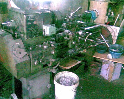 เครื่องกลึง 5 ฟุต ปิงเหลียง รุ่น 2 เพลา ไฟ 380 โวลท์