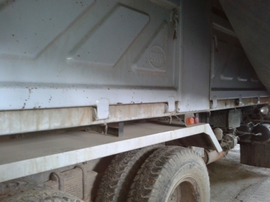 สิบล้อสองเพลาอีโน่ ดั้มสามมิตร ระบบลากพ่วง.. อีโน่ สมอเงิน240  แรงม้า  พร้อมใช้งาน