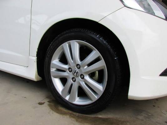 HONDA JAZZ i-VTEC 1.5 AT ปี 2010 HONDA JAZZ i-VTEC 1.5 AT ปี 2010