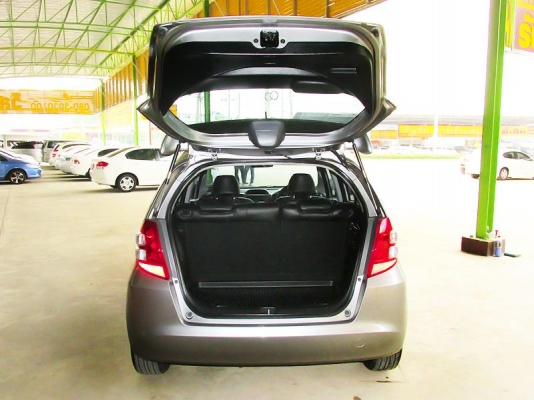 HONDA JAZZ i-VTEC 1.5 AT ปี 2009 HONDA JAZZ i-VTEC 1.5 AT ปี 2009