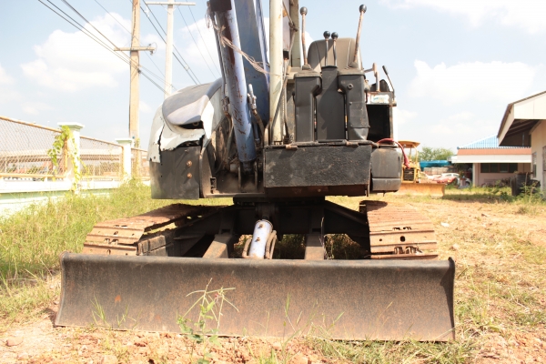 ขายแบคโฮ CAT MM40SR รุ่นใหม่ ขนาด 40 แรง ก้นมน คอสไลด์ เครื่องดีเซลล์ 4สูบ ราคา 280,000บาท ขายแบคโฮ CAT MM40SR รุ่นใหม่ ขนาด 40 แรง ก้นมน คอสไลด์ เครื่องดีเซลล์ 4สูบ ราคา 280,000บาท