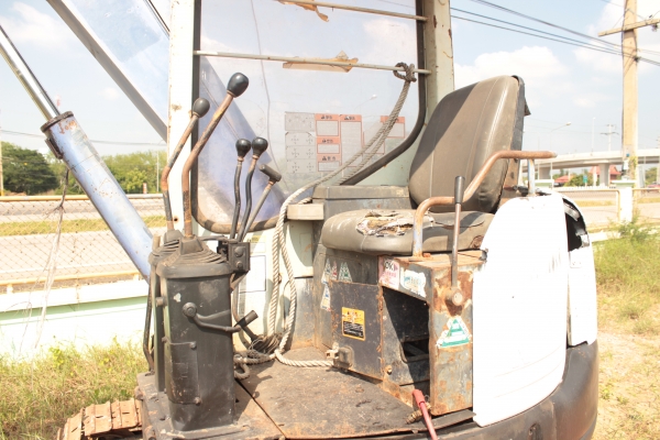 ขายแบคโฮ CAT MM40SR รุ่นใหม่ ขนาด 40 แรง ก้นมน คอสไลด์ เครื่องดีเซลล์ 4สูบ ราคา 280,000บาท ขายแบคโฮ CAT MM40SR รุ่นใหม่ ขนาด 40 แรง ก้นมน คอสไลด์ เครื่องดีเซลล์ 4สูบ ราคา 280,000บาท