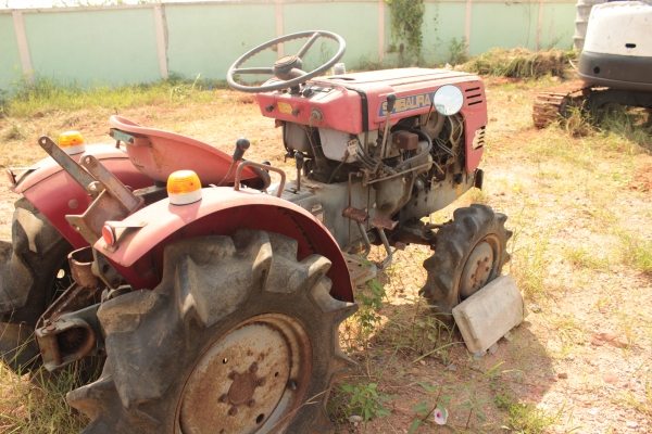 ขายรถไถ SHIBAURA SU1540 15แรง ราคา 85,000บาท ขายรถไถ SHIBAURA SU1540 15แรง ราคา 85,000บาท