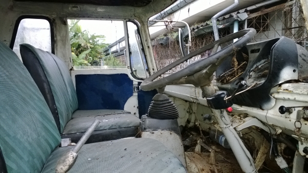 6ล้อดั้ม ยาง9.00 2คัน HINO KL300และISUZU 175 แรง ขาย7.8 แสน...