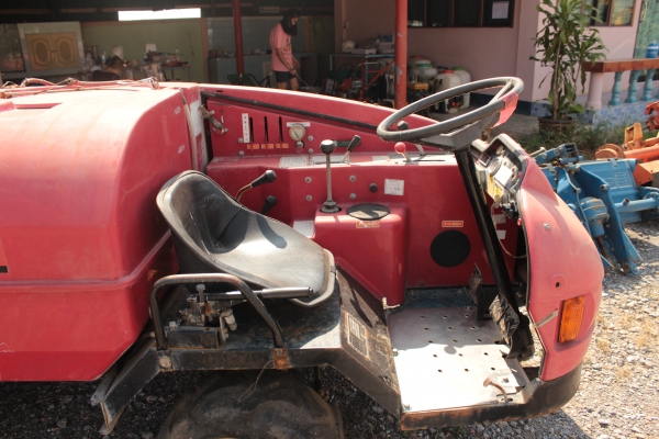 ขายรถพ่นยา SSA-G540 3สูบ เครื่องดีเซลล์ ราคา145,000บาท ขายรถพ่นยา SSA-G540 3สูบ เครื่องดีเซลล์ ราคา145,000บาท