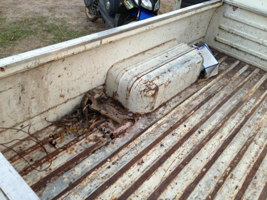 ขายซากมาสด้าน้อย เดิมๆ ราคา 15000 บาท ขายซากมาสด้าน้อย เดิมๆ ราคา 15000 บาท