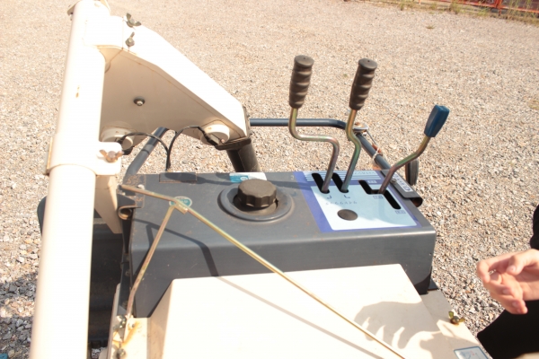 ขายรถนวดข้าว COMSON NHI-50 ราคา 26,000บาท ขายรถนวดข้าว COMSON NHI-50 ราคา 26,000บาท