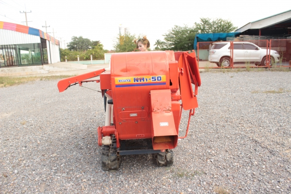 ขายรถนวดข้าว COMSON NHI-50 ราคา 26,000บาท ขายรถนวดข้าว COMSON NHI-50 ราคา 26,000บาท