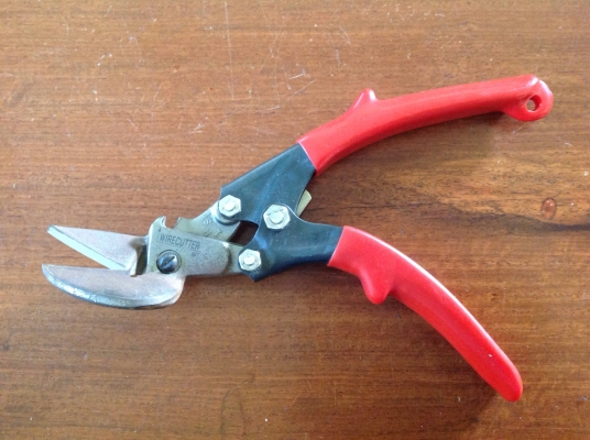 ขายกรรไกรตัดโลหะ ตัดซ้าย ตัดขวา ตัวละ