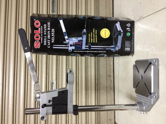 แท่นจับสว่าน SOLO No.5520