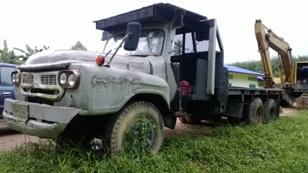 10ล้อท้ายลาด ISUZU 2เพลา ช่วงล่างฟูโซ่ วางเครื่องHINO EK100