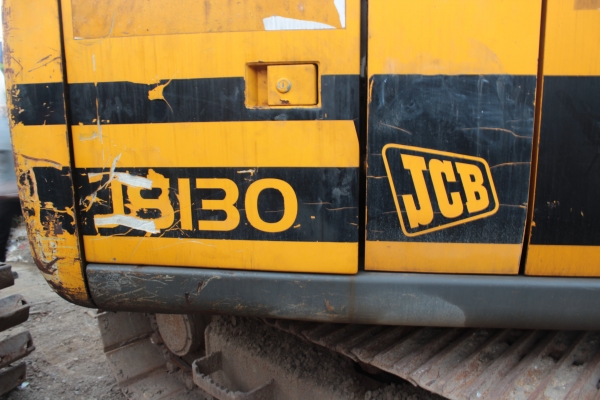 ขายแบคโฮ PC130 JCB: CS130 เครื่อง ISUZU ราคา 1,250,000 บาท ซีเรียล 758062 เลขเครื่องยนต์ 4BG1-112816