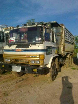 ขายรถบรรทุกสิบล้อดั๊มพ์ HINO F18 เครื่องเดิม เกียร์เดิม น้ำมันกระบอกดั๊มพ์รั่ว