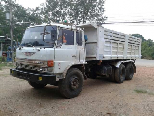 ขายรถบรรทุกสิบล้อดั๊มพ์ HINO F18 เครื่องเดิม เกียร์เดิม หัวเก๋งเดิมบาง ภายในเดิมครบ ยางดี สภาพพร้อมใช้