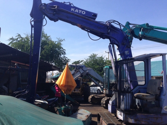 รถคีบไม้ยูคา เก่านอก