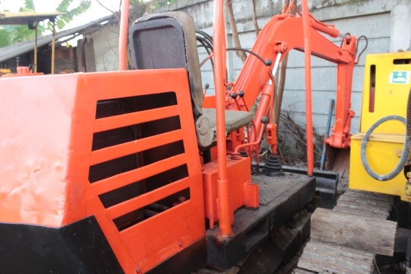 ขายแบคโฮ IHI IS-010 2สูบครับ ราคา 148,000บาท