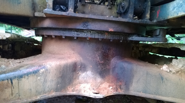 PC200-3 คอนโทนสั้น สีไม่สวย ;วางเครื่อง ISUZU รถทำงานดี ขาย...เลิกกิจการ 4.5แสน