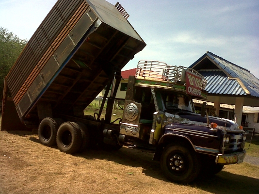 ---ขาย10ล้อหัวยาวดัมพ์เกษตรเพลาเดียว สวย สวย ครับ--- ---ขาย10ล้อหัวยาวดัมพ์เกษตรเพลาเดียว สวย สวย ครับ---