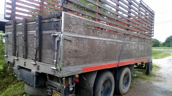 KT925รถ10ล้อเพลาเดียว (หัวเก่าทิ้งใส่หัวใหม่)รถสวย เดิมๆ คัสซีสวย เครื่องสวย ยางสวย เบรคทิฟฟี่.เล่มพร้อม