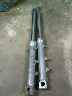 ขายโช๊คหน้า1คู่ของ โฟร์400 c.c