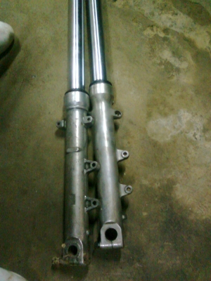 ขายโช๊คหน้า1คู่ของ โฟร์400 c.c