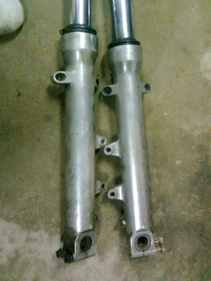 ขายโช๊คหน้า1คู่ของ โฟร์400 c.c