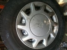 ฝากขาย ล้อกะทะพร้อมยางขอบ 13  เส้นละ300 เอง  คุณหน่อย 088-093-6532