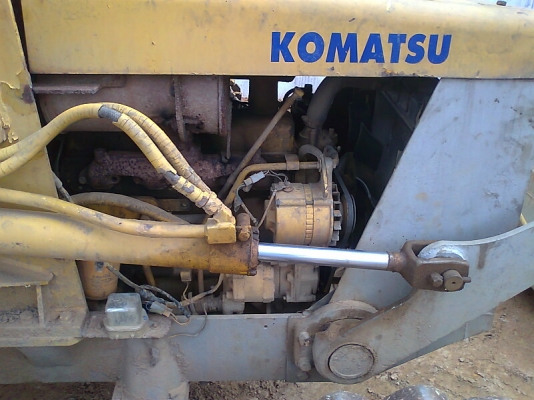 รถแทรคเตอร์ KOMATSU D20 PL-5 แรงดี ทำงานไว ประหยัดน้ำมัน ตัดราคาเหลือเพียง 1.4 แสนบาท.