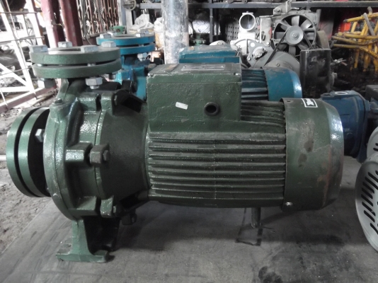 ปั้มนำ้ิ 5 แรง สภาพใหม่ ของอิตาลี