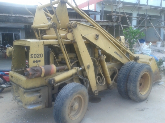 ขายรถตักล้อยาง