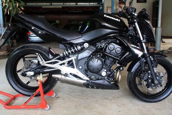 ขาย ER 6 N  สีดำ ปี 2010  ABS สภาพสวย ทะเบียนเต็ม พร้อมโอน 164000