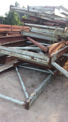 ขายโครงสร้าง 40 เมตร ยาว 72 เมตร 2880 ตารางเมตร มีเฉพาะจั่วกับทัดราคากิโลกรัมละ 15 บาท