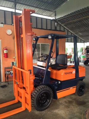 ขาย ฟอล์คลิฟต์ 2.5 ตัน TOYOTA 5FD25 เก่าญี่ปุ่น ขาย ฟอล์คลิฟต์ 2.5 ตัน TOYOTA 5FD25 เก่าญี่ปุ่น