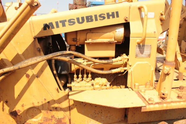 ขายด่วน รถแทรกเตอร์แถมโรตารี่ MITSUBISHI FA50 ราคา 410,000บาท