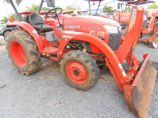ขายคูโบต้า L3608 มือสองพร้อมใบมีดคานบนตราช้าง
