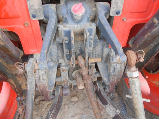 ขายคูโบต้า L3608 มือสองพร้อมใบมีดคานบนตราช้าง